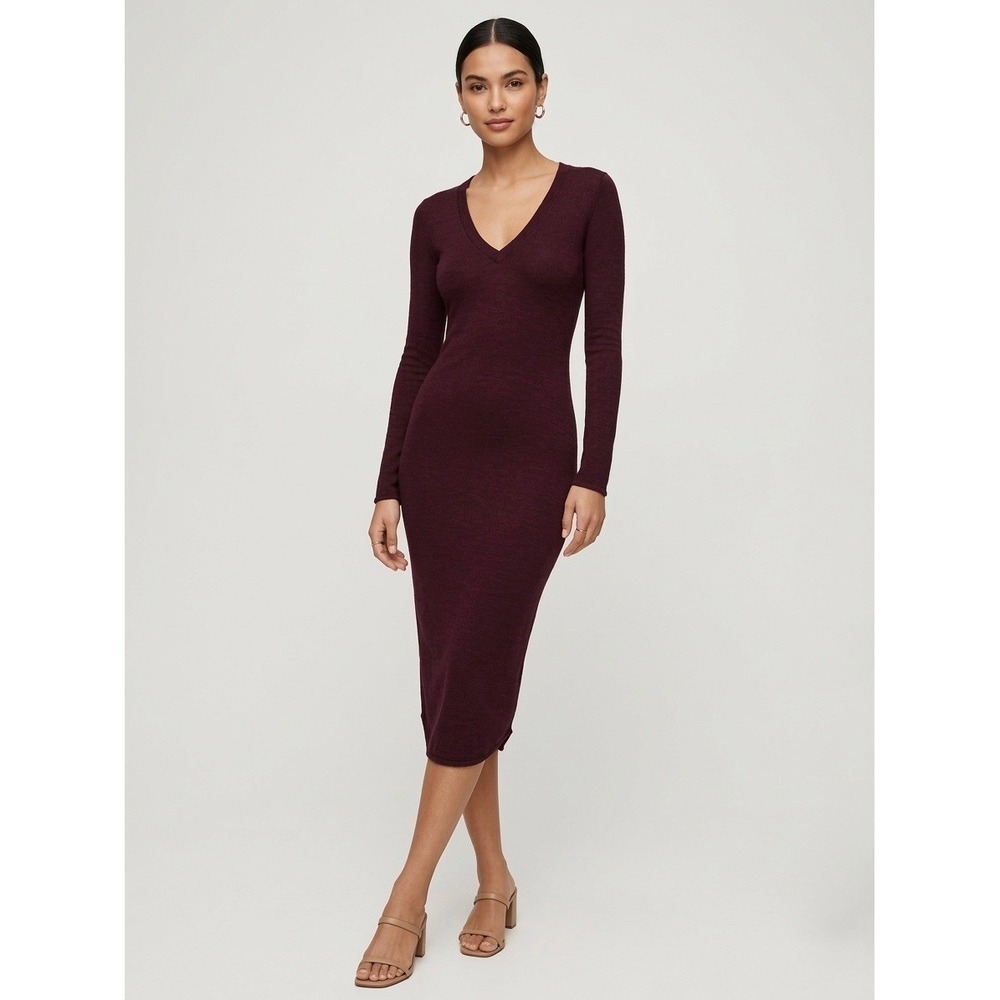 Wilfred Free Aritzia Burgundy V-Neck Long Sleeve Knit Midi Dress Size XXS